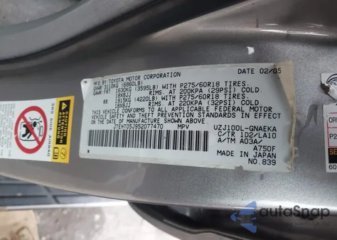 2005 Toyota Land Cruiser V8 z USA, uszkodzony, nr VIN JTEHT05J952077470